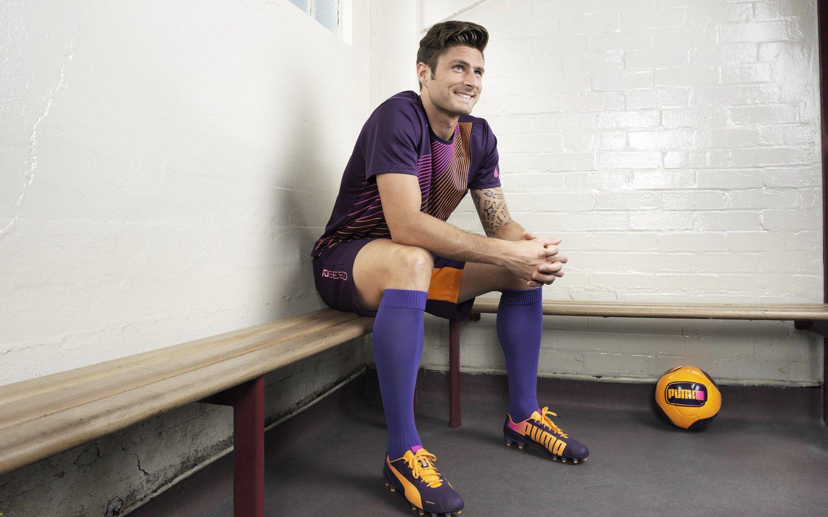 皇家马德里与巴塞罗那西甲巅峰对决 精彩纷呈引全球瞩目