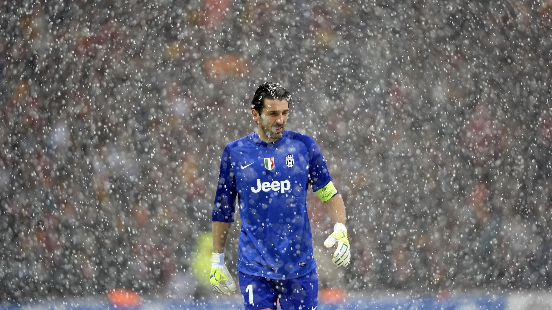 纳达尔法网夺冠 成就第14座大满贯传奇