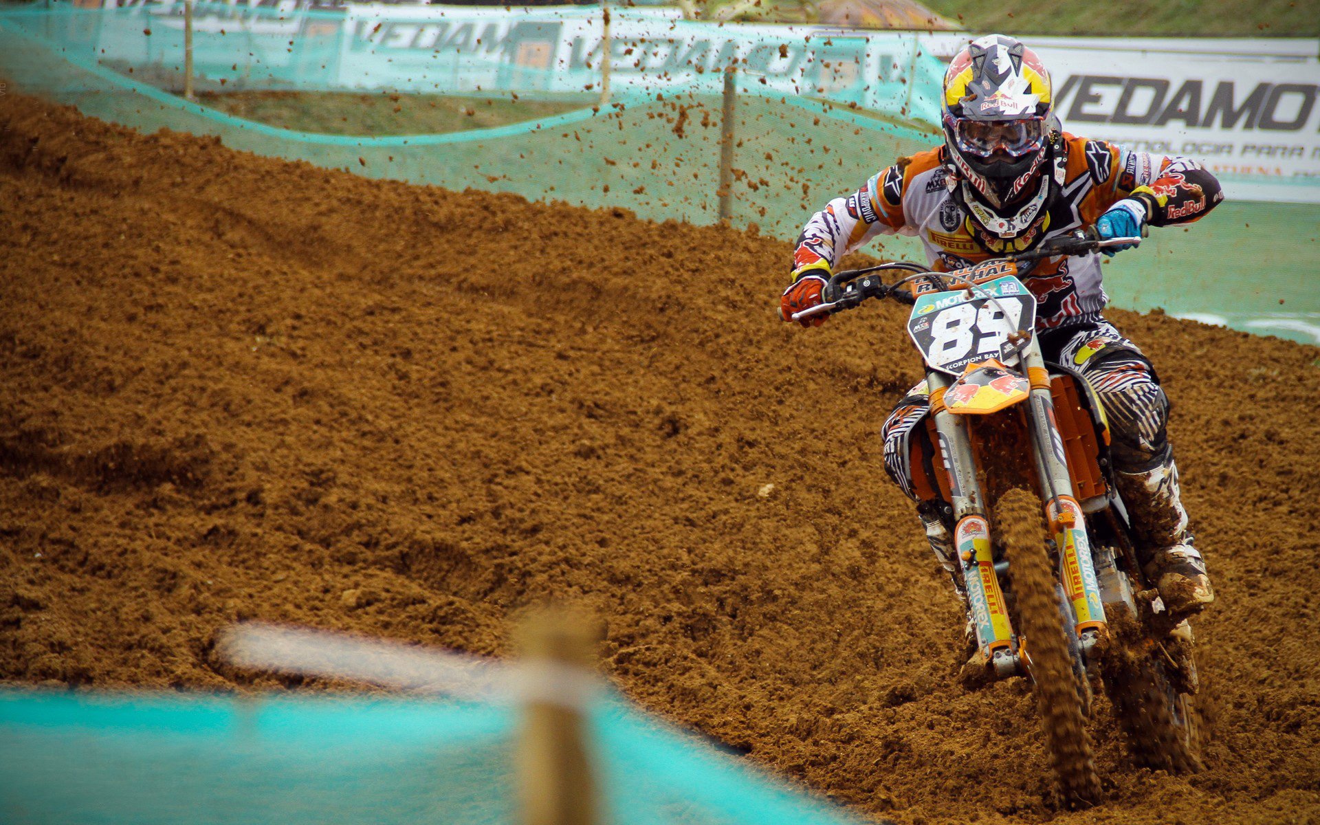 极限运动热潮席卷全球，挑战自我与自然的壮丽篇章